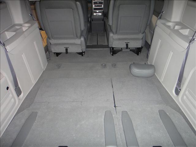 2010 Chrysler Town & Country