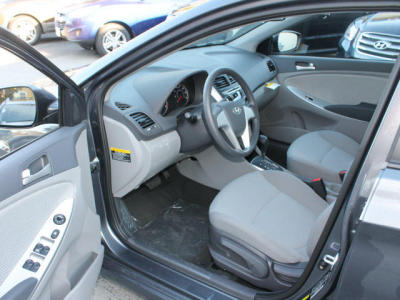 2012 Hyundai Accent