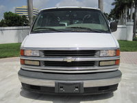 2000 Chevrolet Express Overview 2000 Chevrolet Express Overview