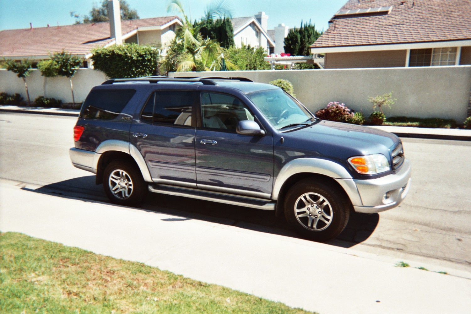 2003 Toyota Sequoia Pictures Cargurus