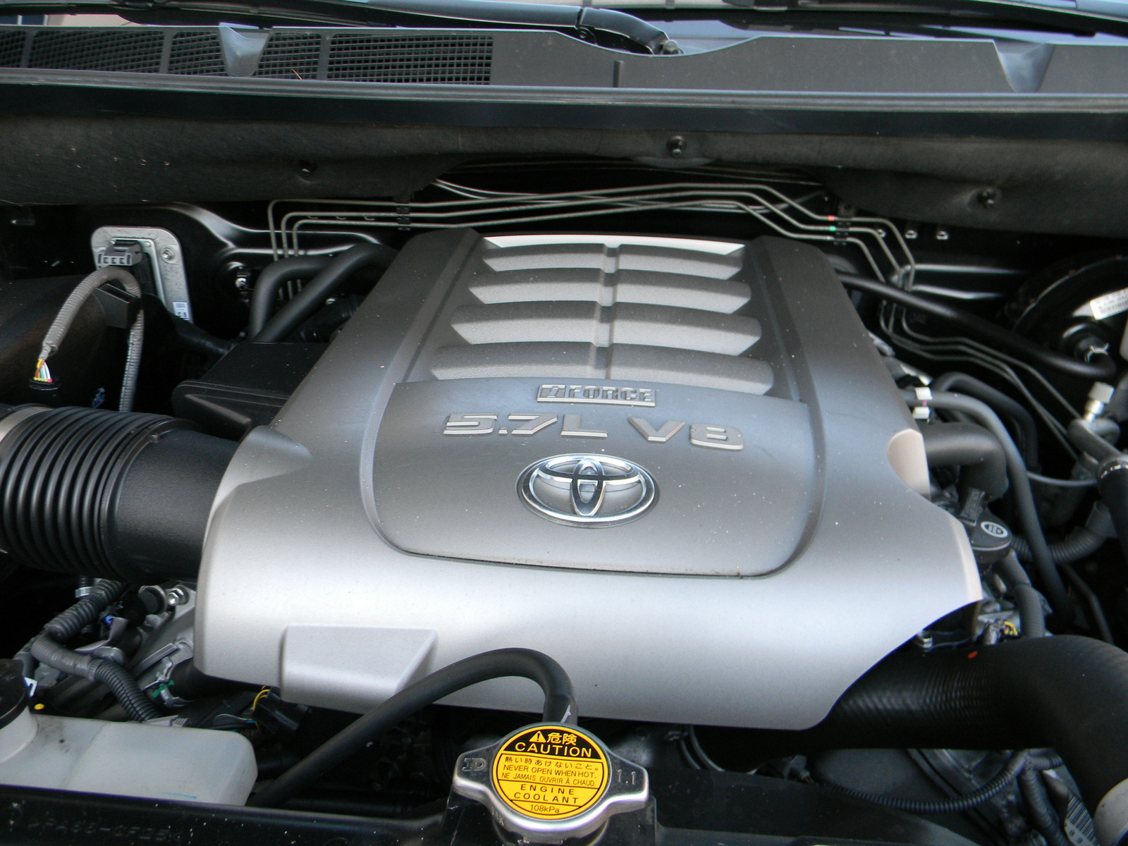 2009 Toyota tundra v6 review