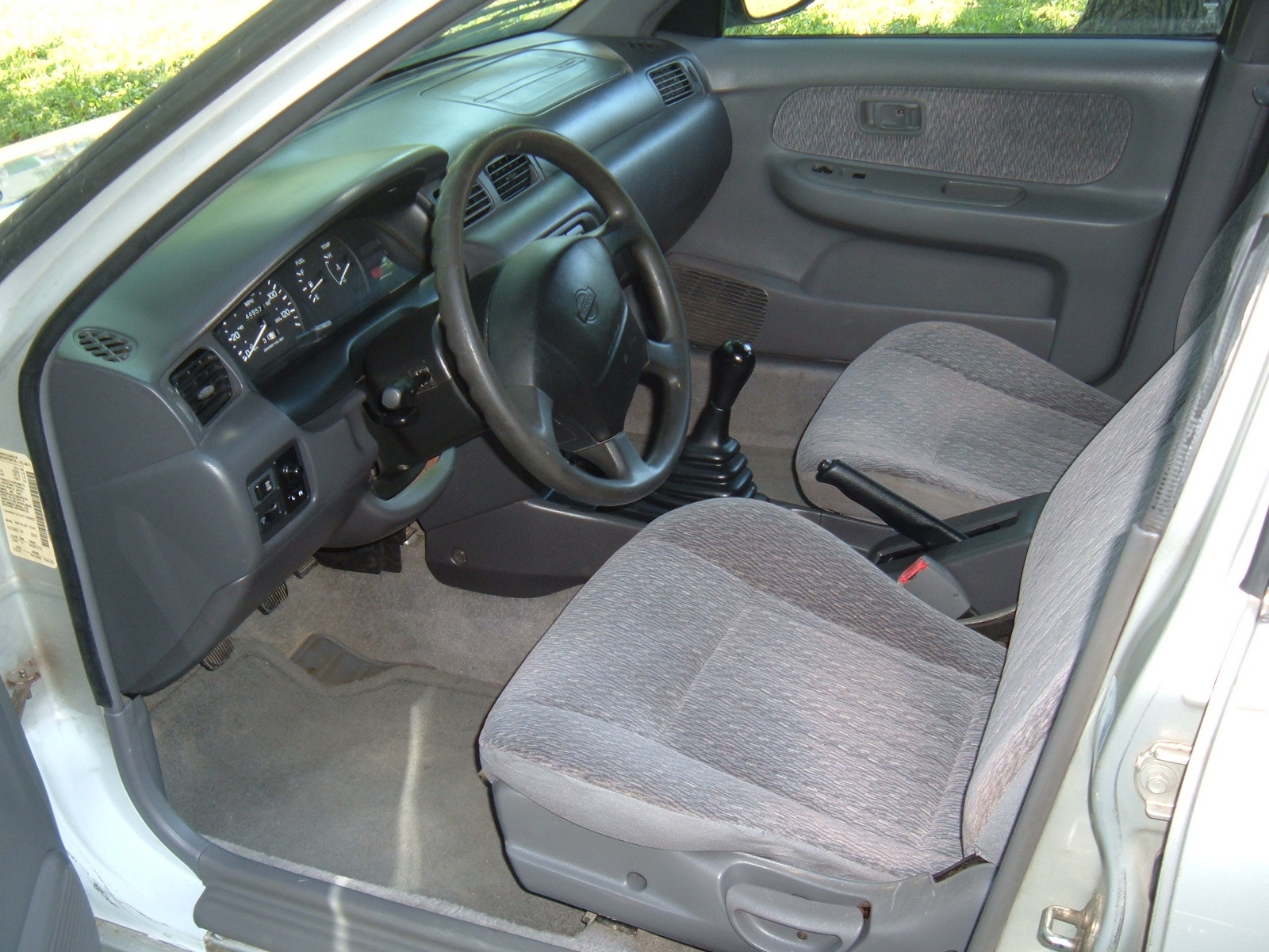 1998 Nissan Sentra - Interior Pictures - CarGurus 1998 Nissan Sentra - Interior Pictures - CarGurus