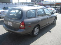 1999 Hyundai Elantra Overview 1999 Hyundai Elantra Overview