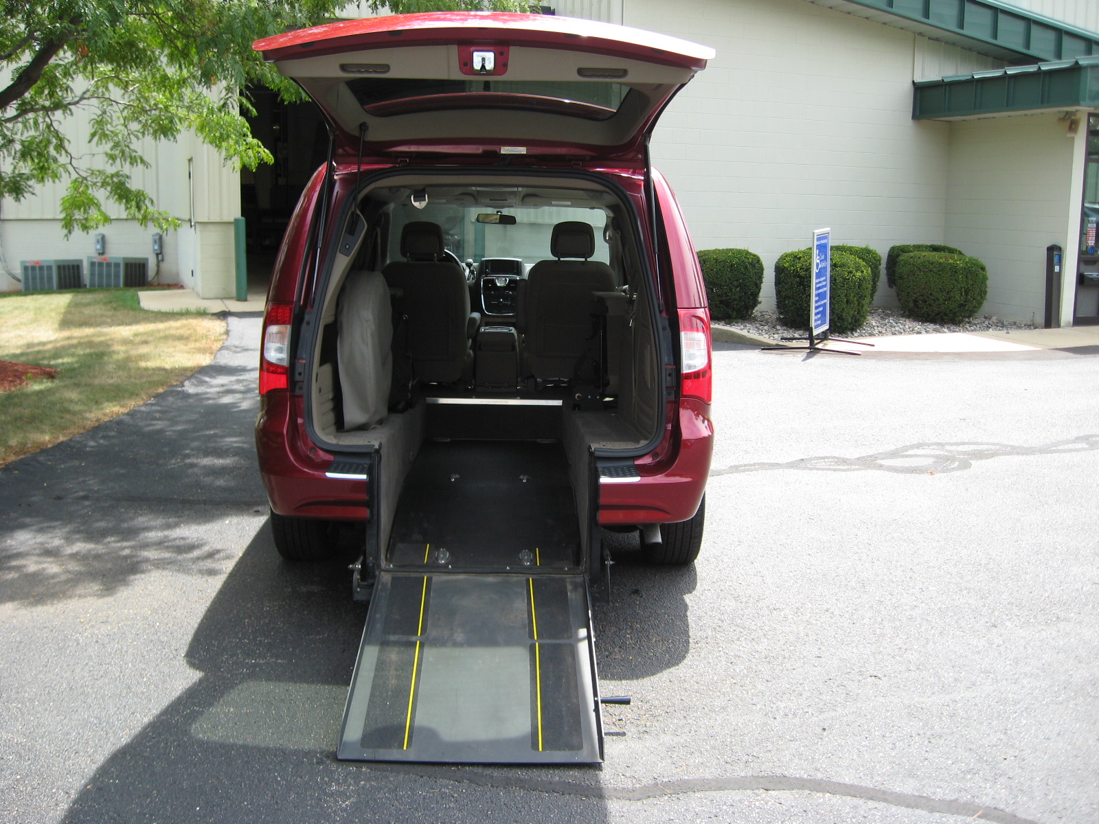 2011 Chrysler Town & Country