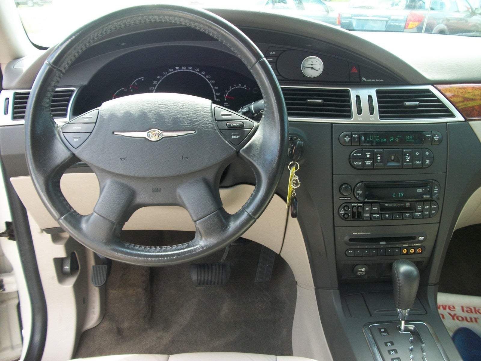 2005 Chrysler pacifica interior photos