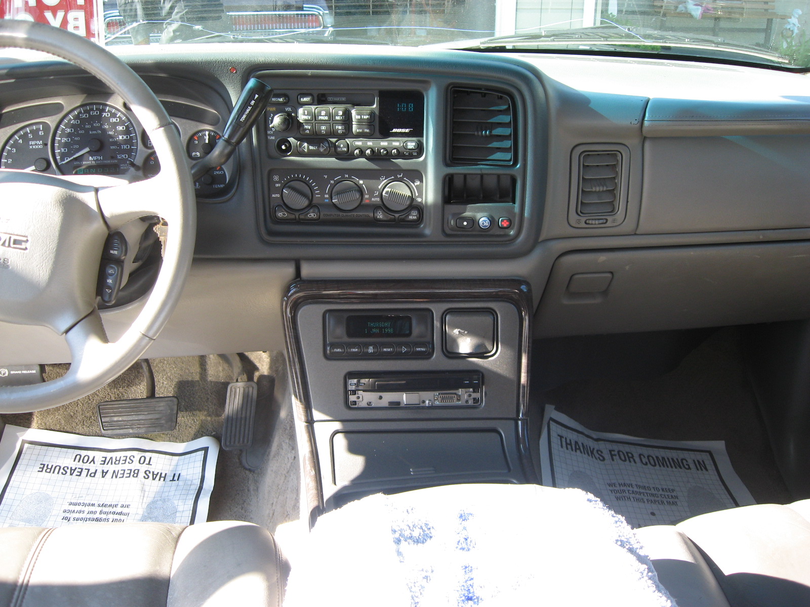 2000 Gmc yukon denali interior #2