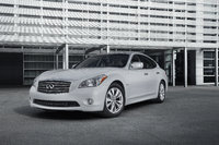 Infiniti M Hybrid Infiniti M Hybrid