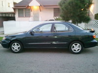 1999 Hyundai Elantra Overview 1999 Hyundai Elantra Overview