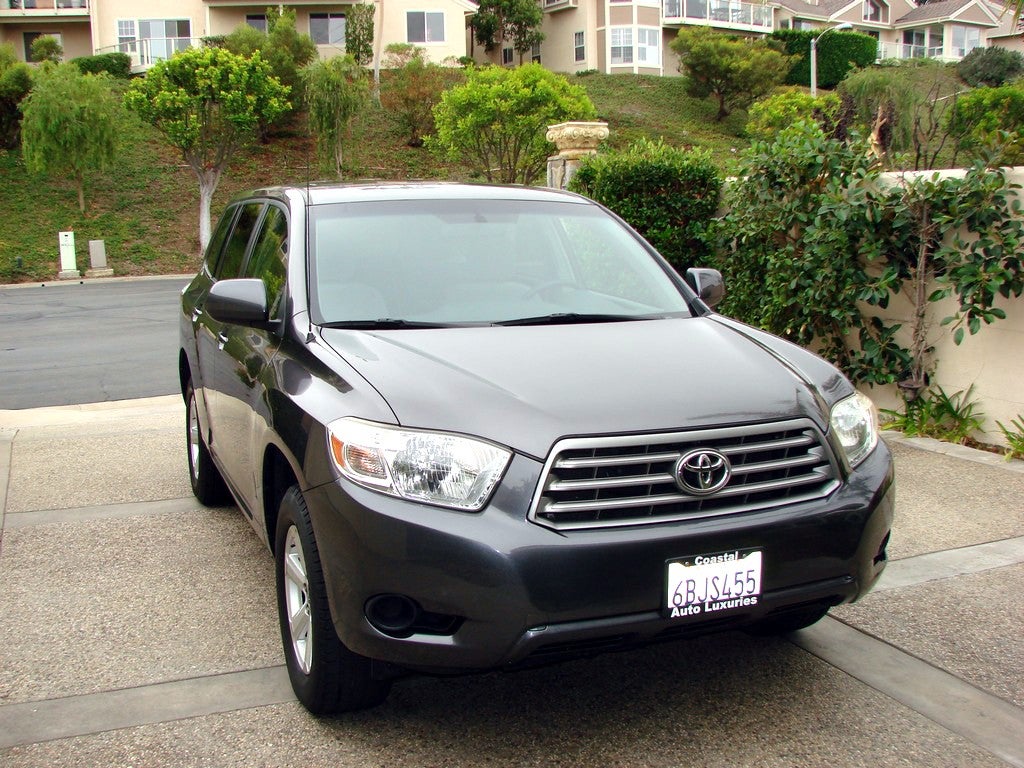 2010 Toyota Highlander - Pictures - Picture of 2010 Toyota Highlan ...