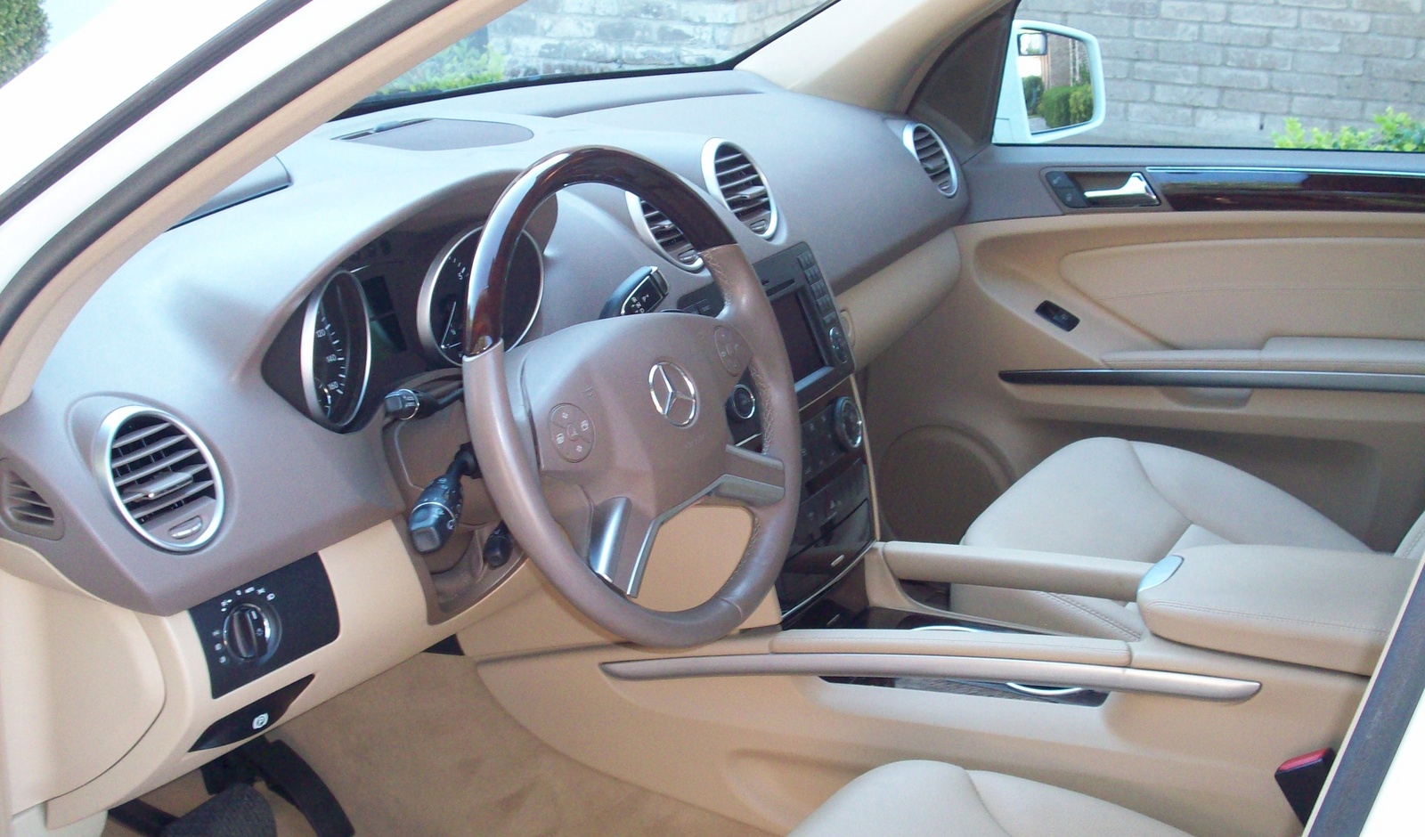 2011 Mercedes-Benz M-Class