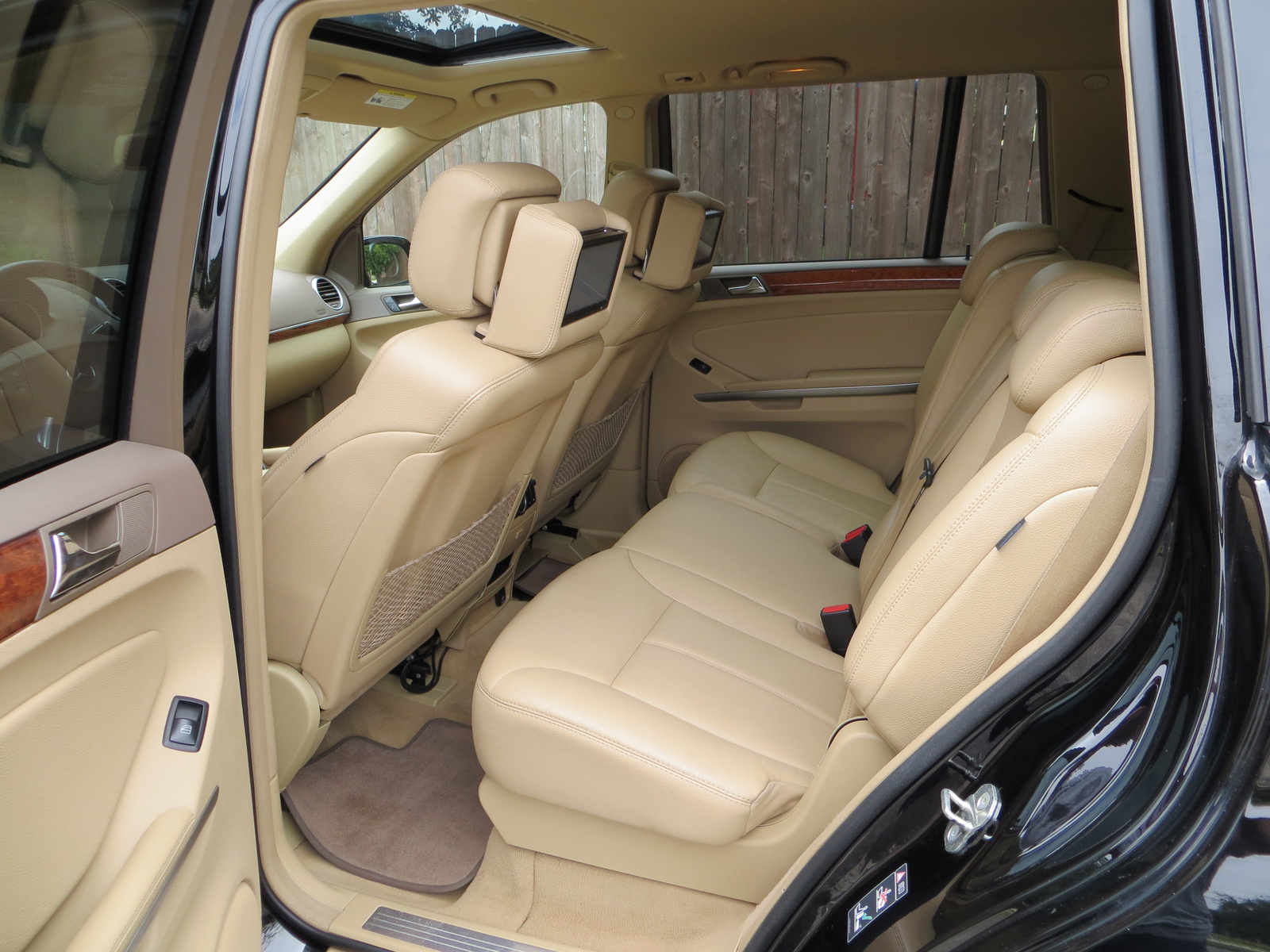 Mercedes gl450 interior dimensions #7