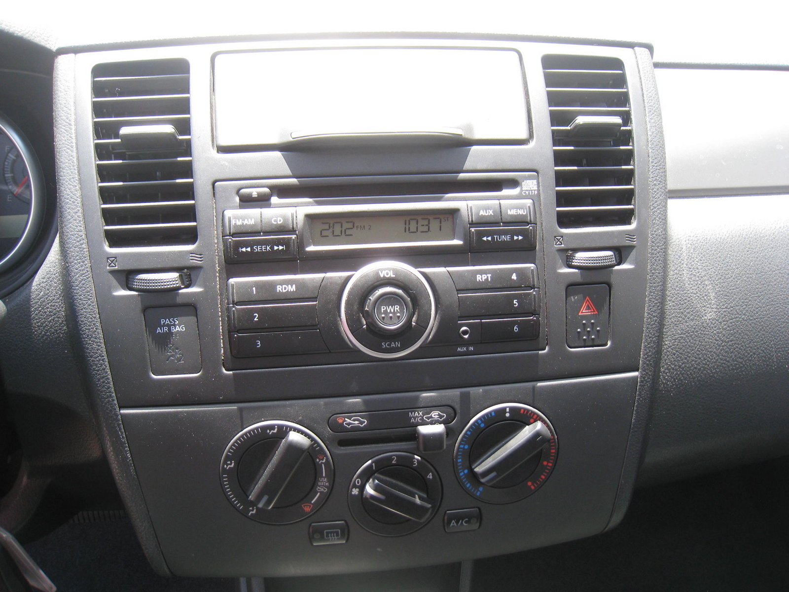 2011 Nissan Versa