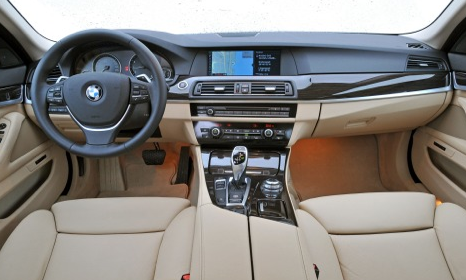 2013  Interior on 2013 Bmw 5 Series   Interior Pictures   Front Seat    Cargurus