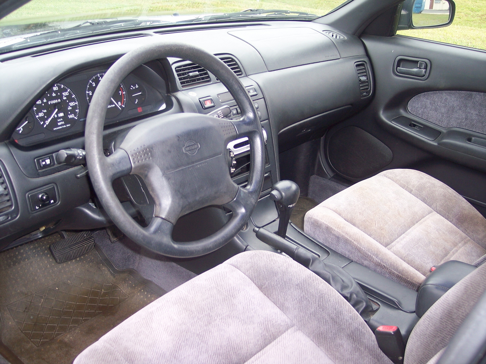 1997 Nissan maxima gle interior #5