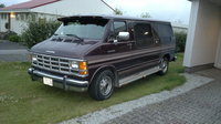 1993 Dodge Ram Wagon Overview 1993 Dodge Ram Wagon Overview