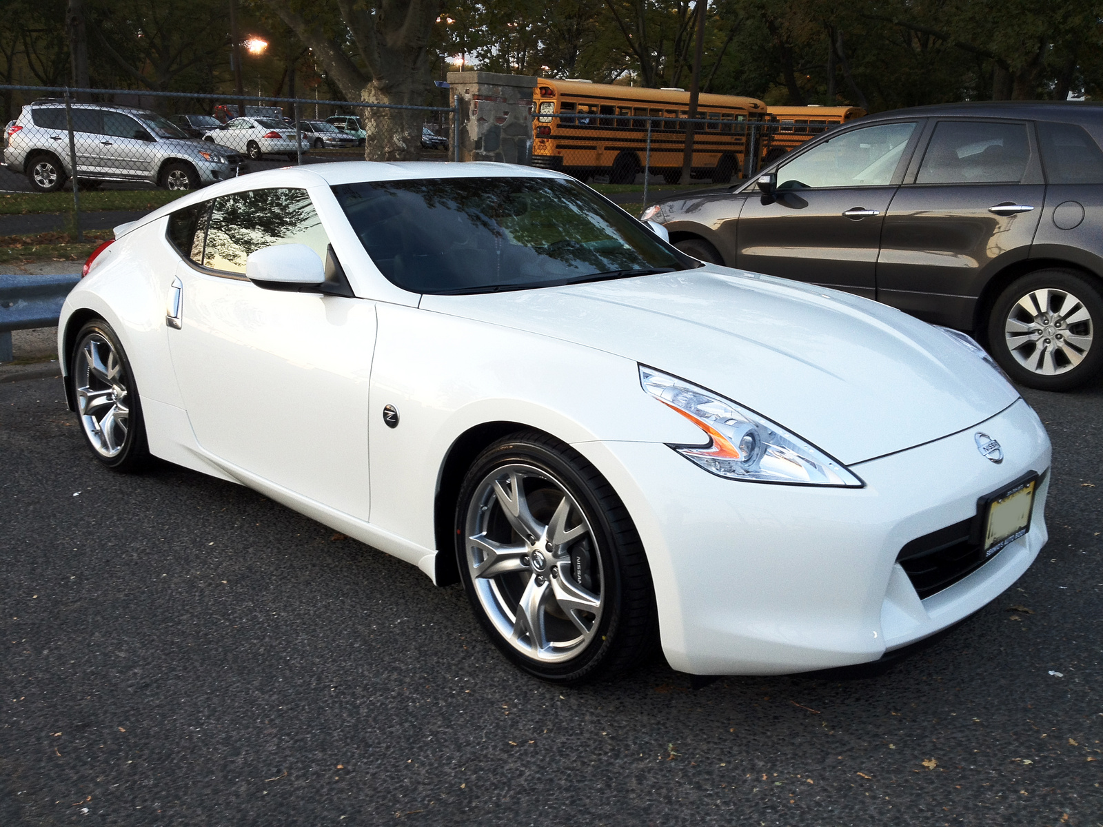 2011 Nissan 370z price canada #7