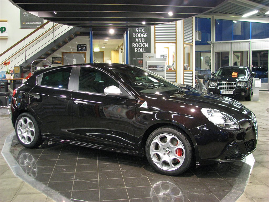 2011 Alfa Romeo Giulietta Pictures Cargurus