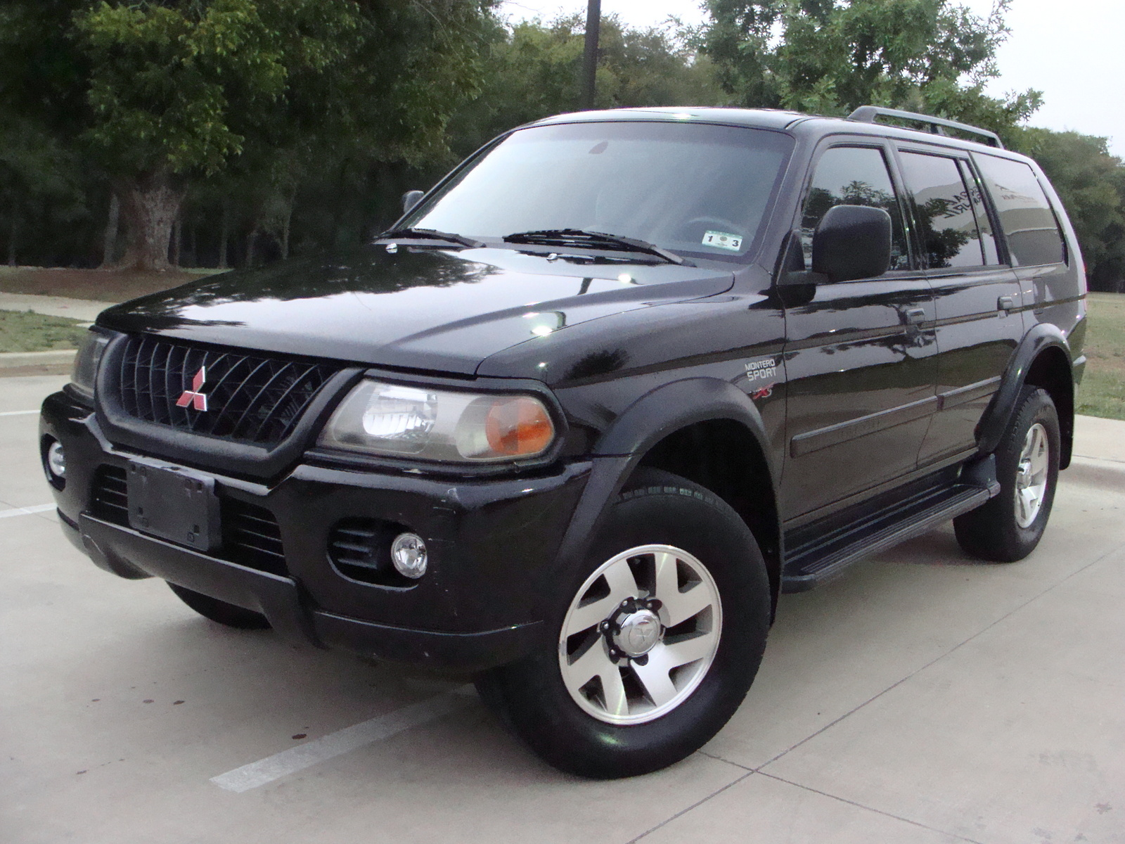 2001 Mitsubishi Montero Sport Pictures CarGurus
