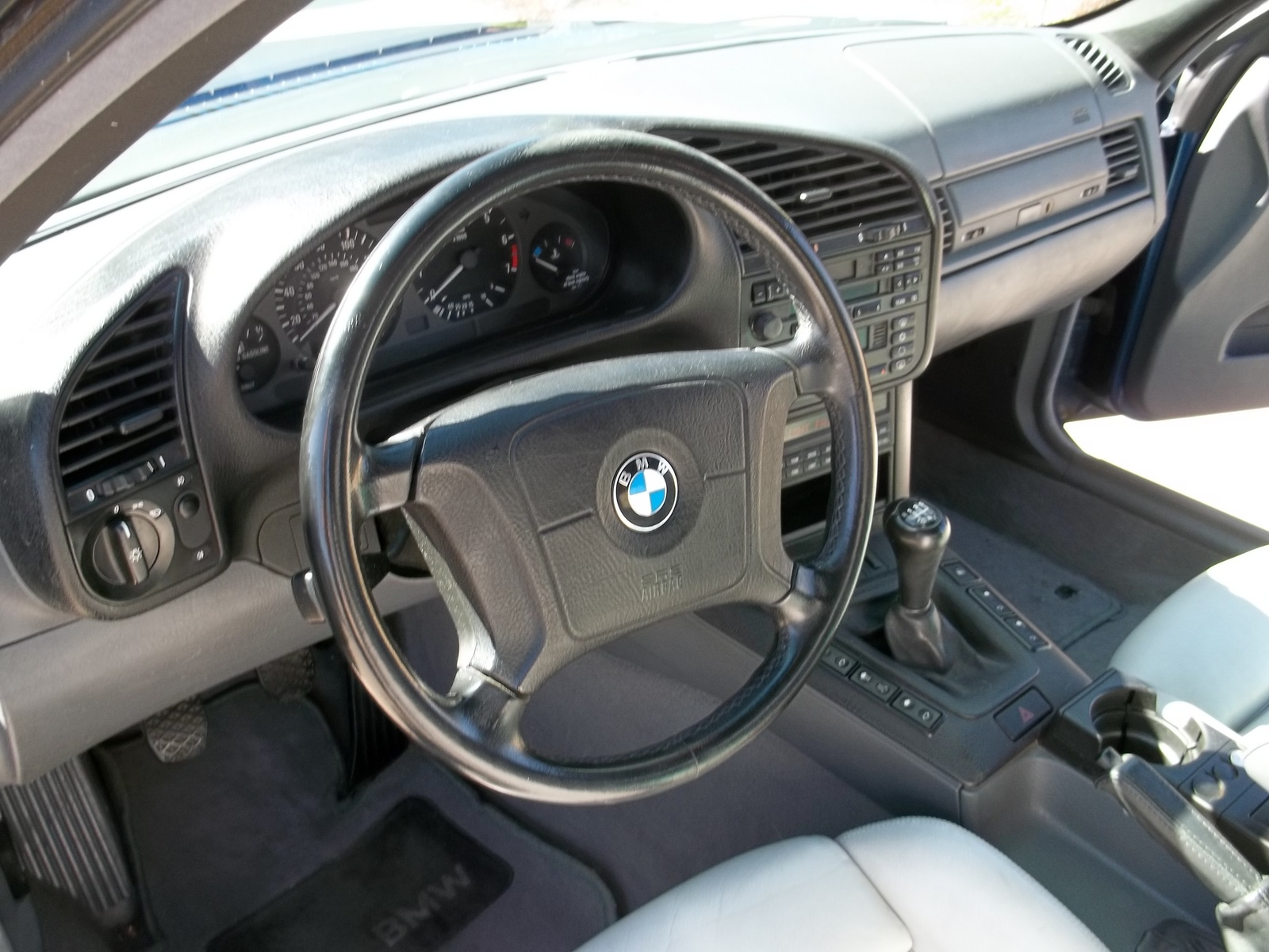 1998 Bmw 318i interior #5