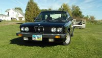 1988 BMW 5 Series Overview 1988 BMW 5 Series Overview