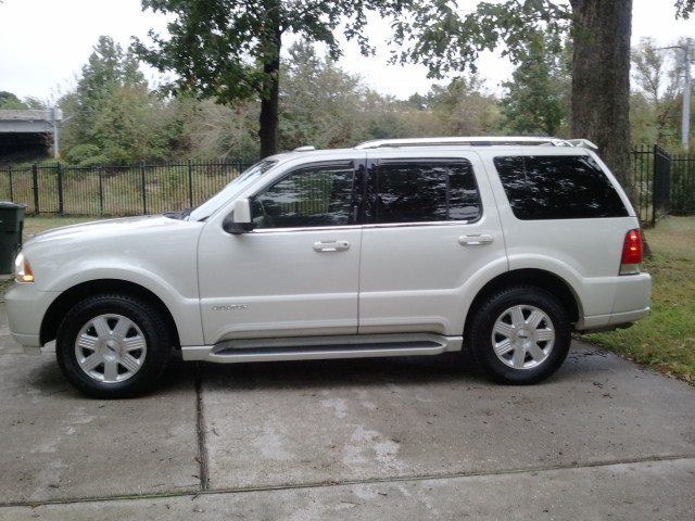 Aviator Car