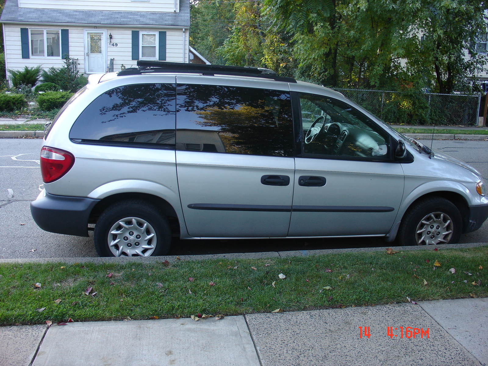 2000 Specifications chrysler voyager #2