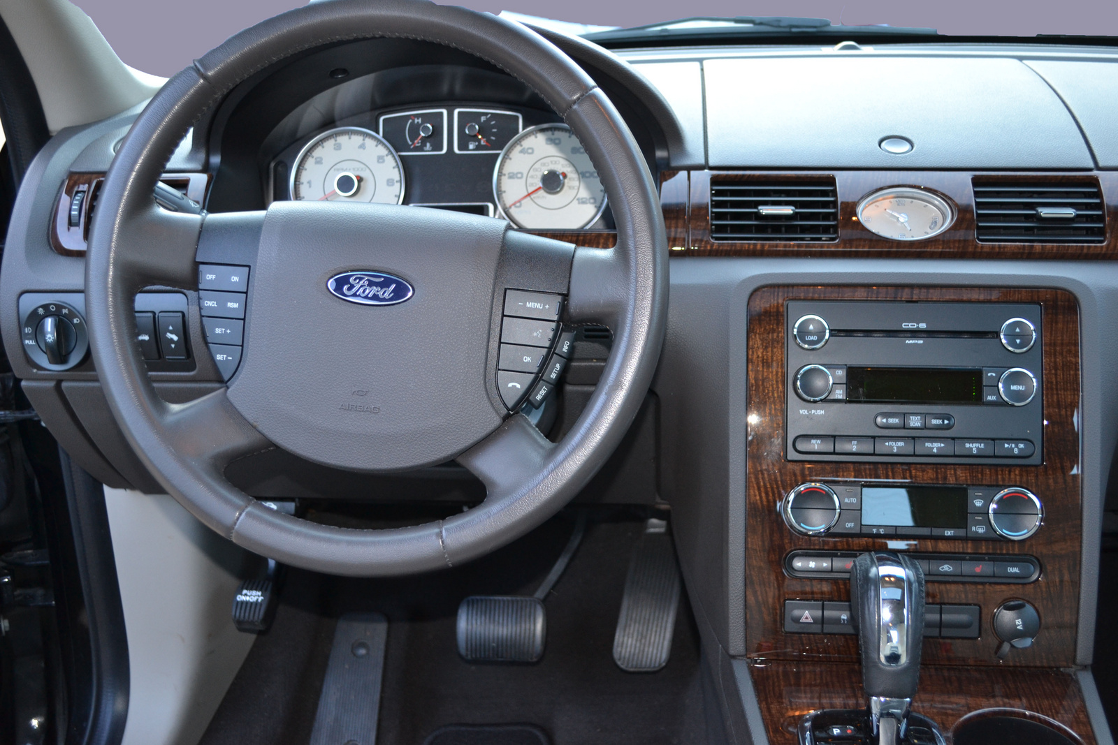 2009 Ford Taurus
