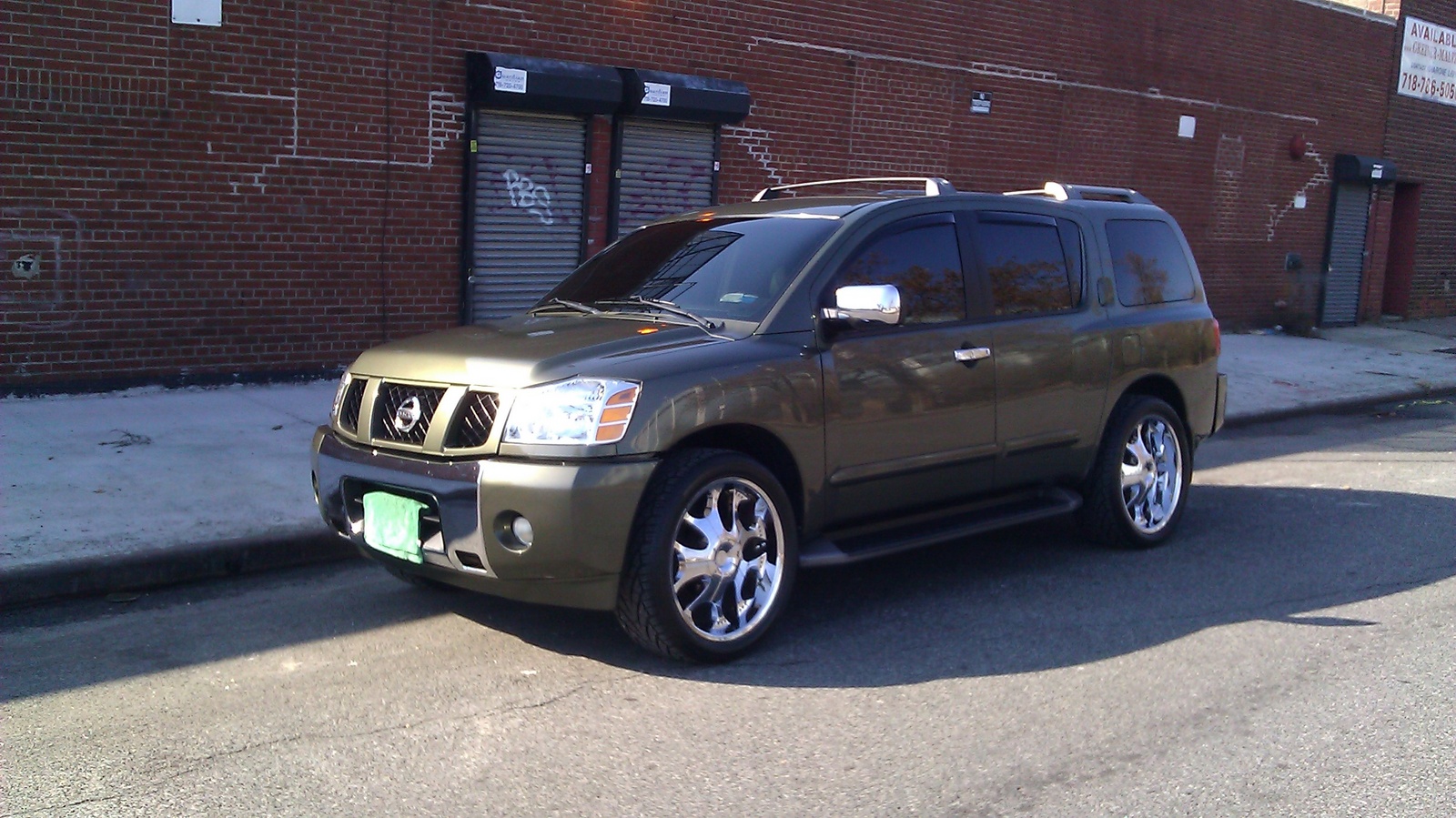 2004 Nissan armada canada #6