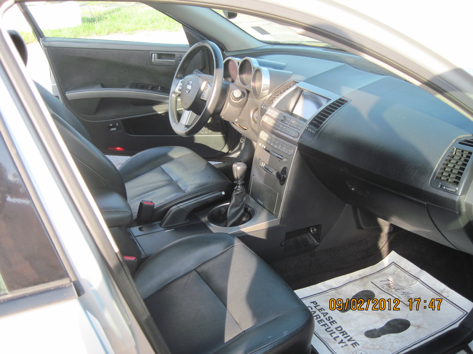 2004 Nissan maxima custom interior #2
