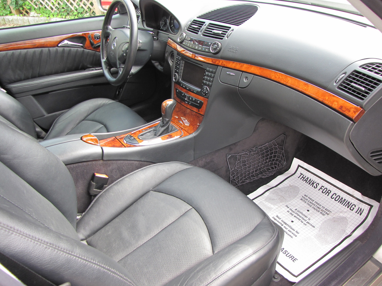 Mercedes e500 interior #3