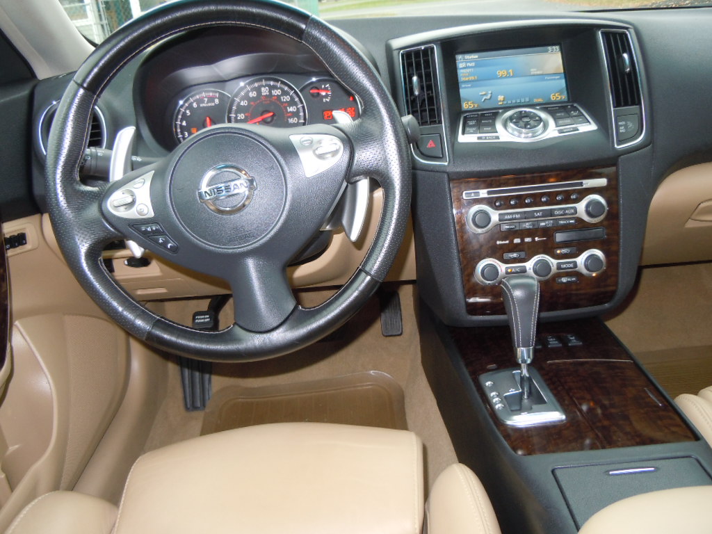 2009 Nissan Maxima