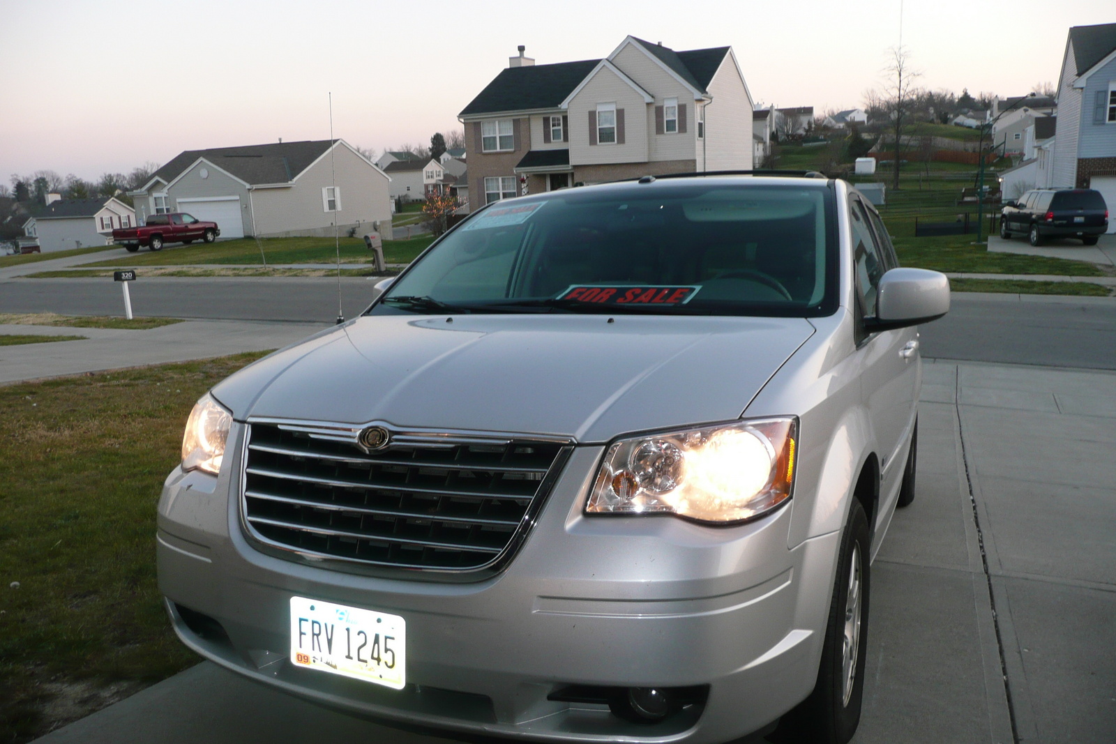 2008 Chrysler town and country touring consumer reviews #1