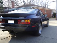 944 944
