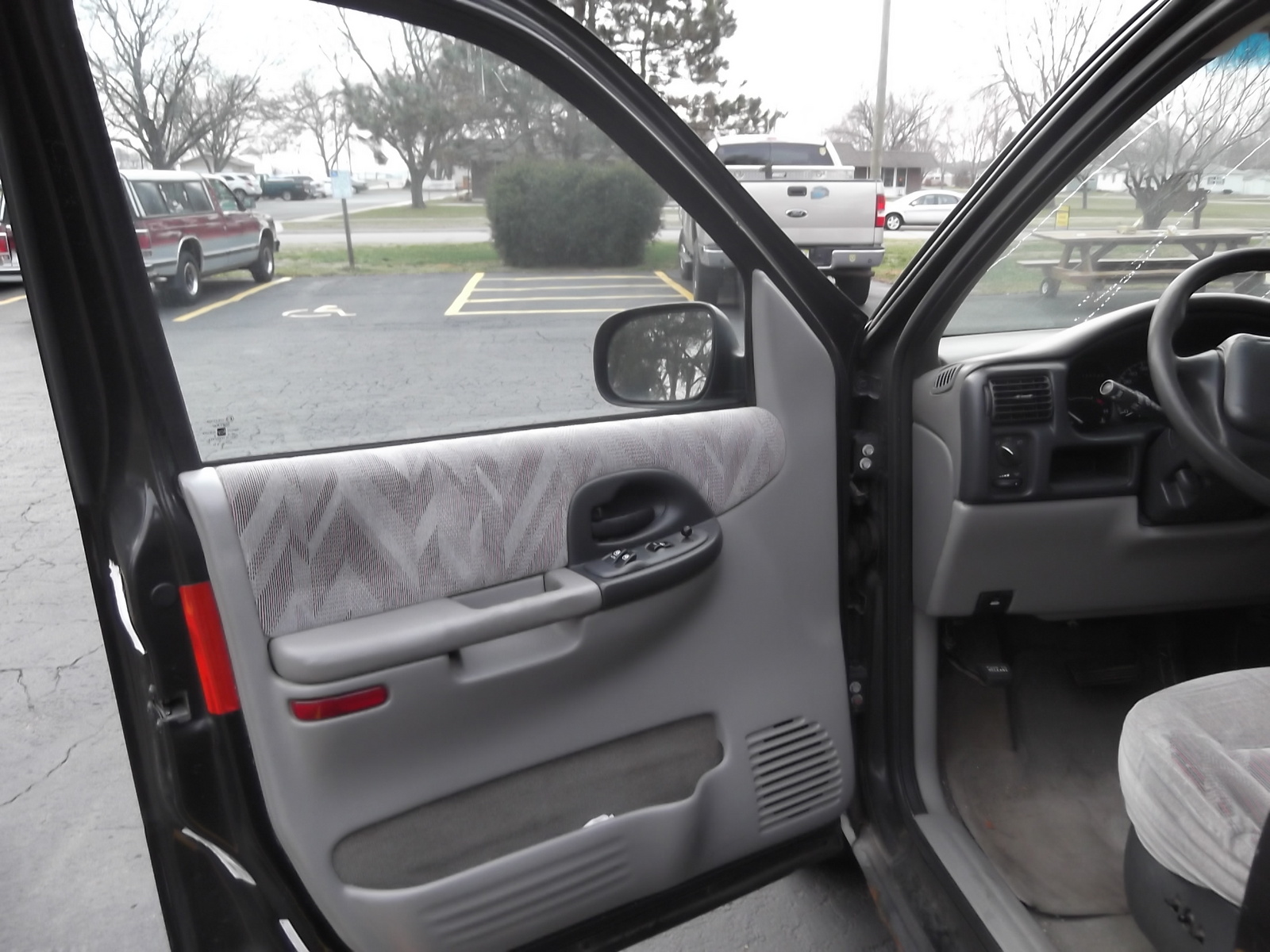 1997 Chevrolet Venture Pictures CarGurus