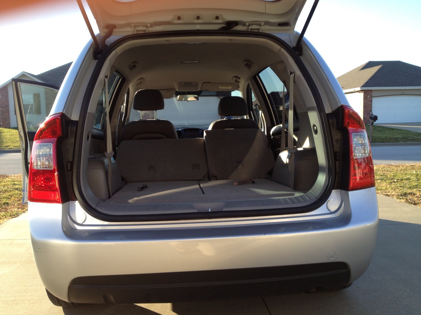 2009 Kia Rondo