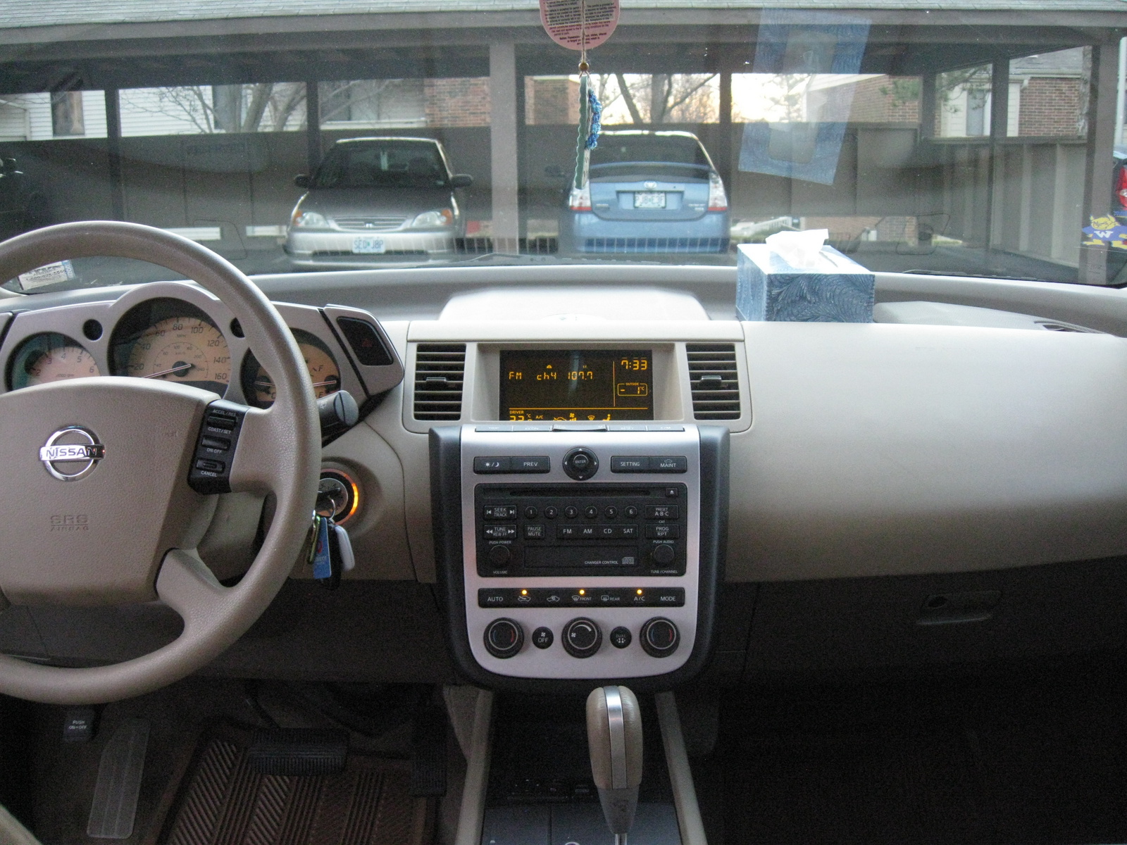 2005 Nissan murano s interior
