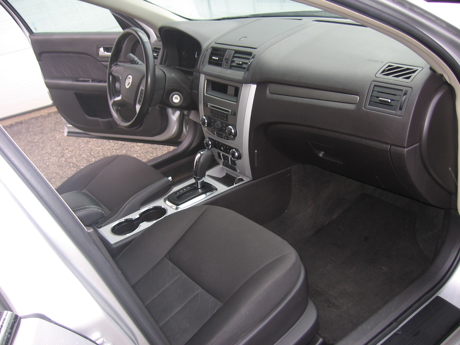 2010 Mercury Milan