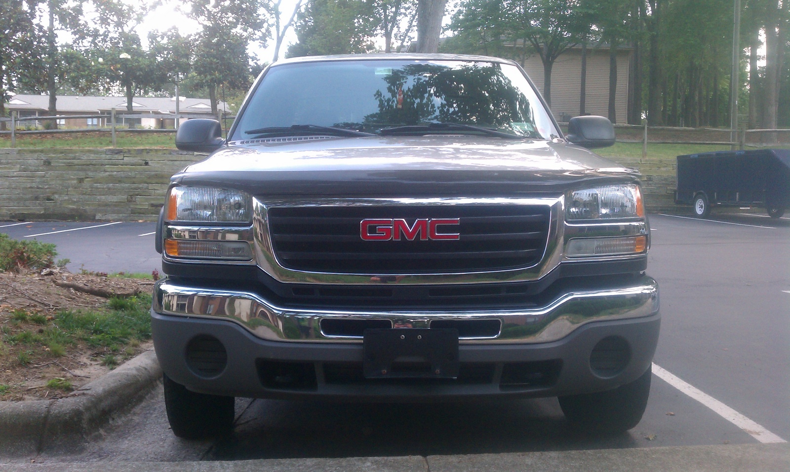 2006 Gmc 2500hd grill #2