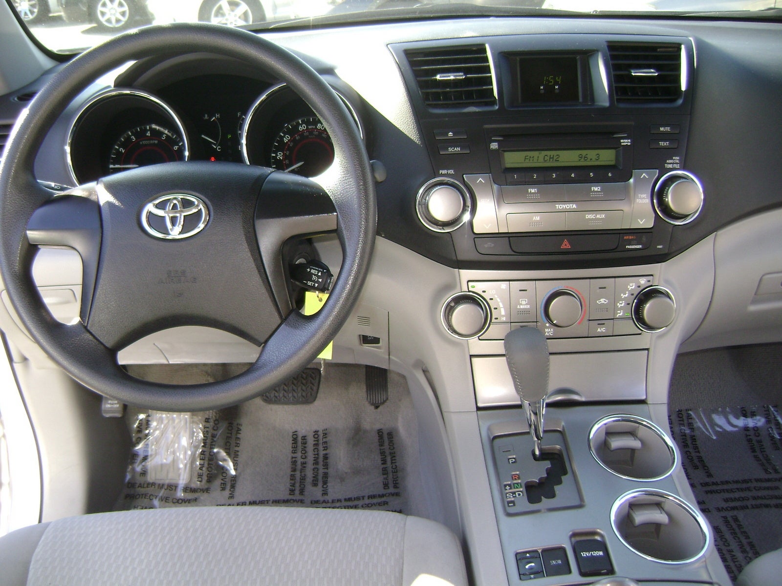 2010 Toyota Highlander Base V6 - Pictures - Picture of 2010 Toyota ...