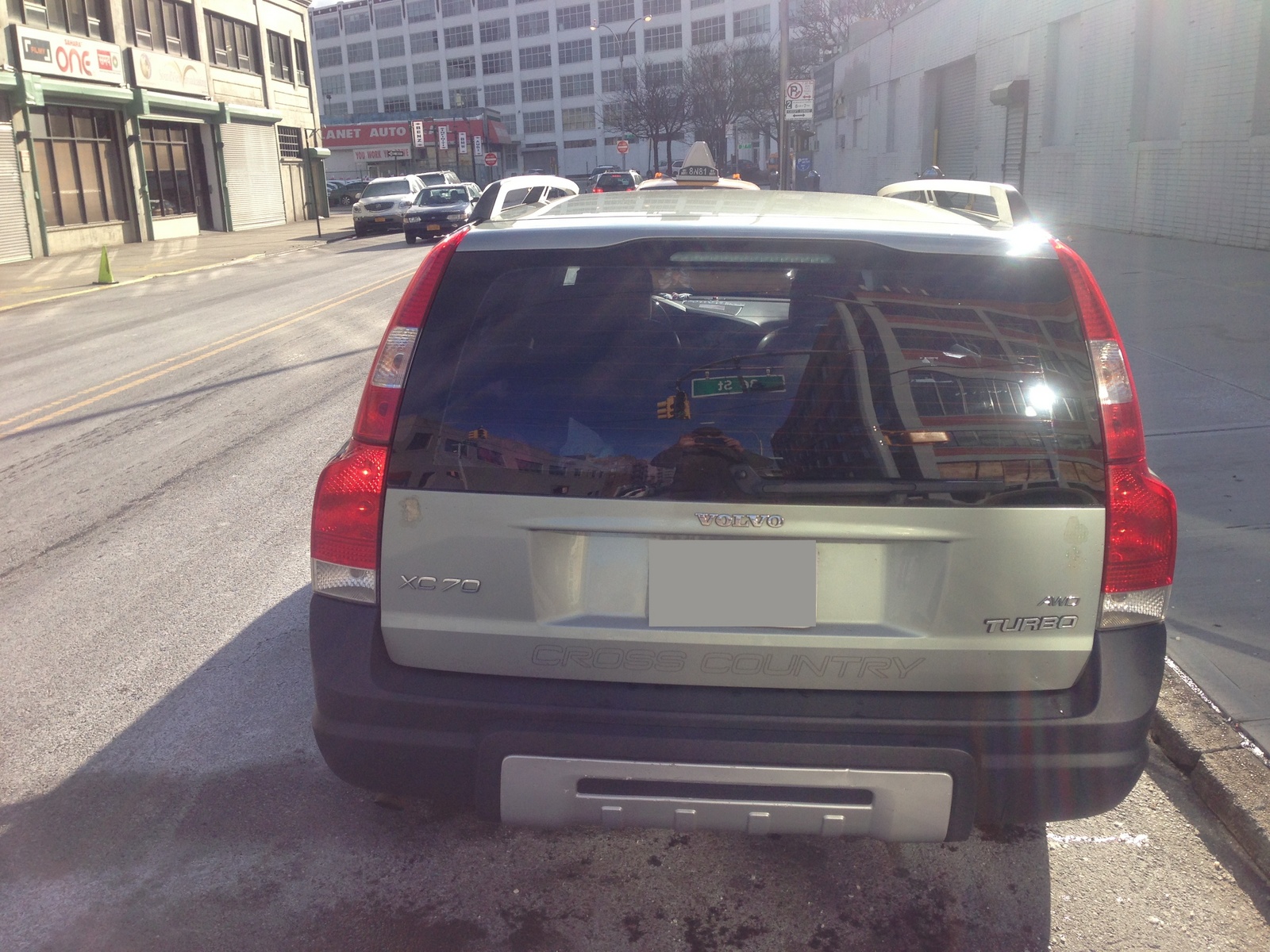 2005 Volvo XC70