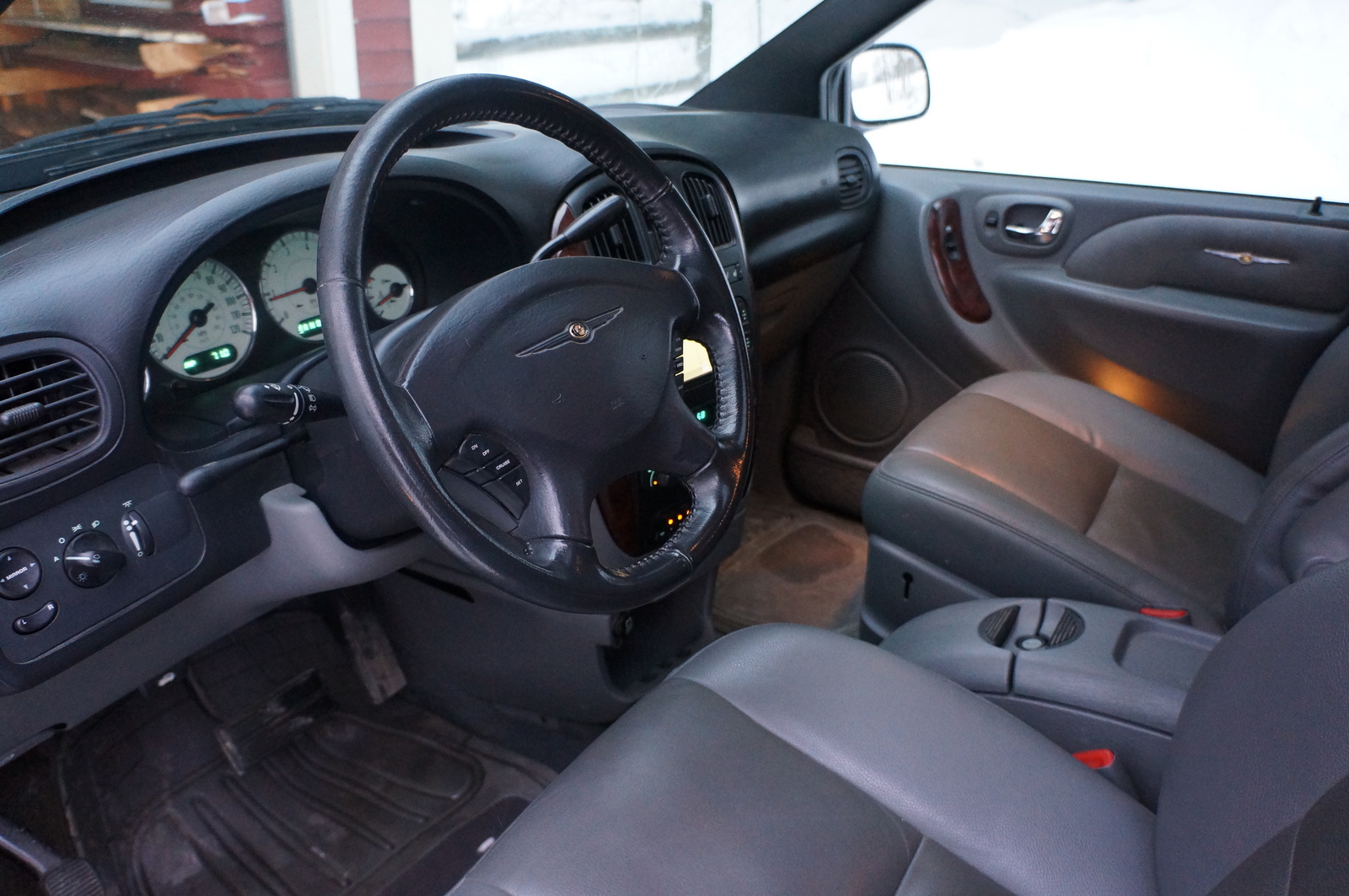 Used Honda Odyssey Near Me >> 2004 Chrysler Town & Country - Pictures - CarGurus Used Honda Odyssey Near Me >> 2004 Chrysler Town & Country - Pictures - CarGurus