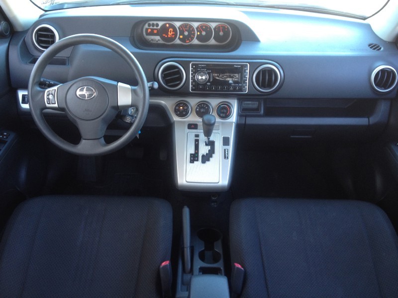 2009 Scion xB