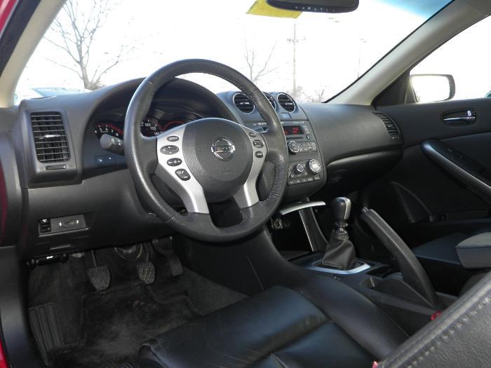 2008 Nissan altima coupe interior #10