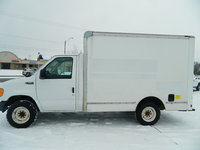 2005 Ford E-250 Overview 2005 Ford E-250 Overview