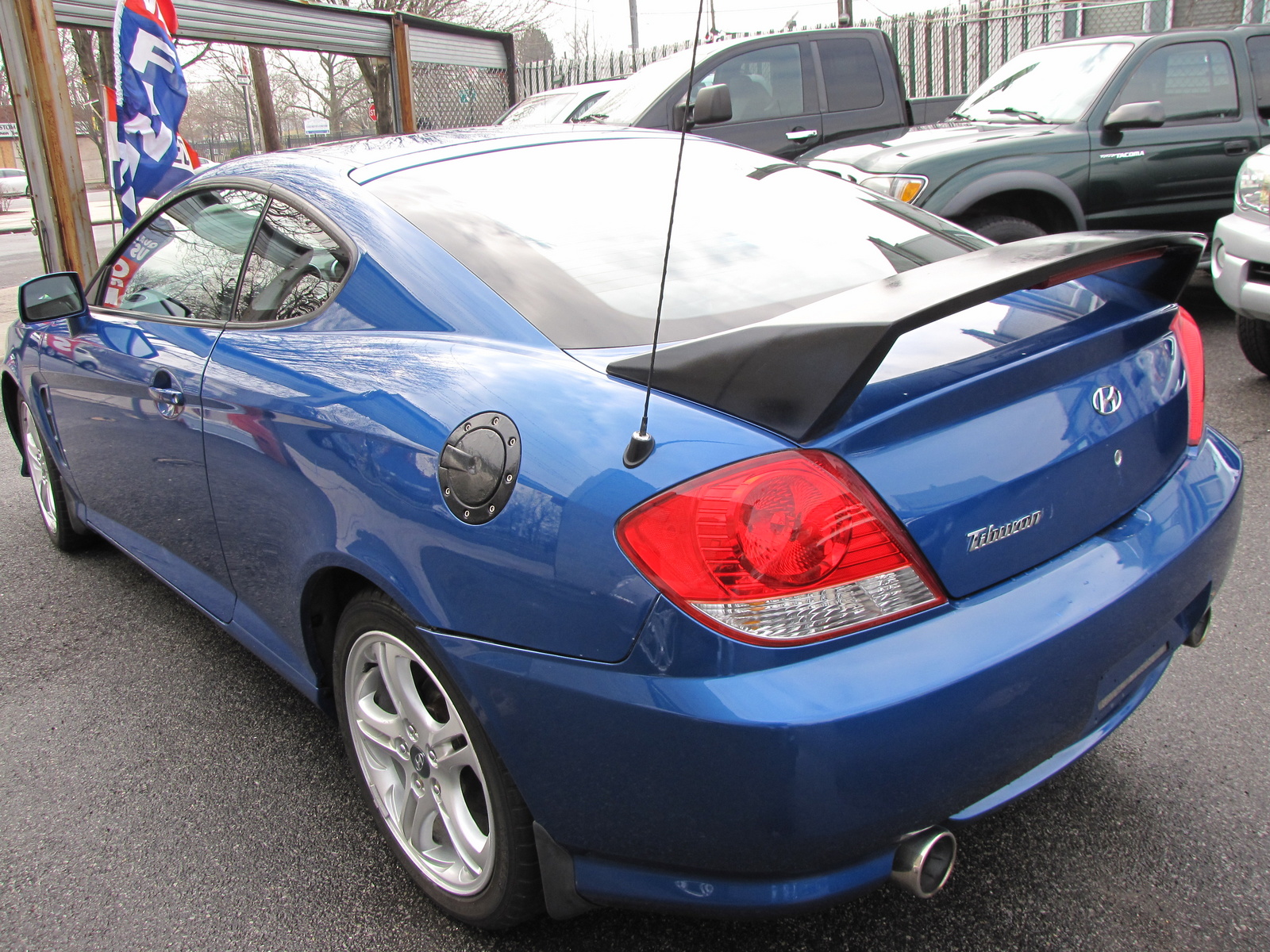 2005 Hyundai Tiburon