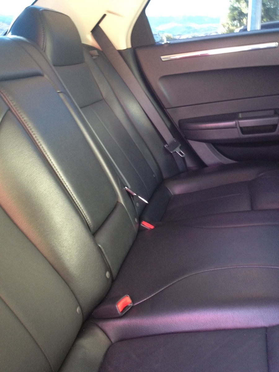 2010 Chrysler 300