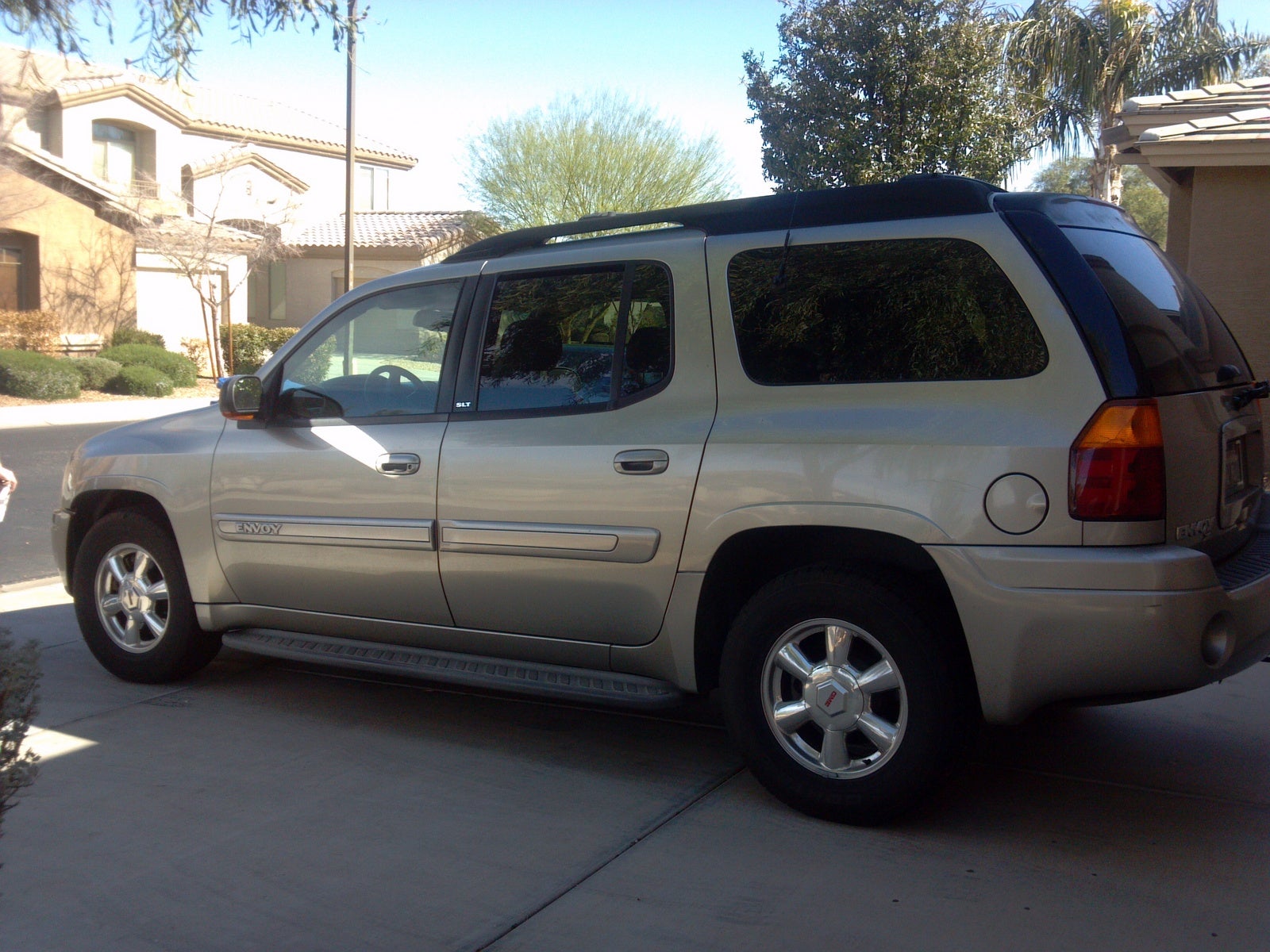 Pictures of 2003 gmc envoy #5