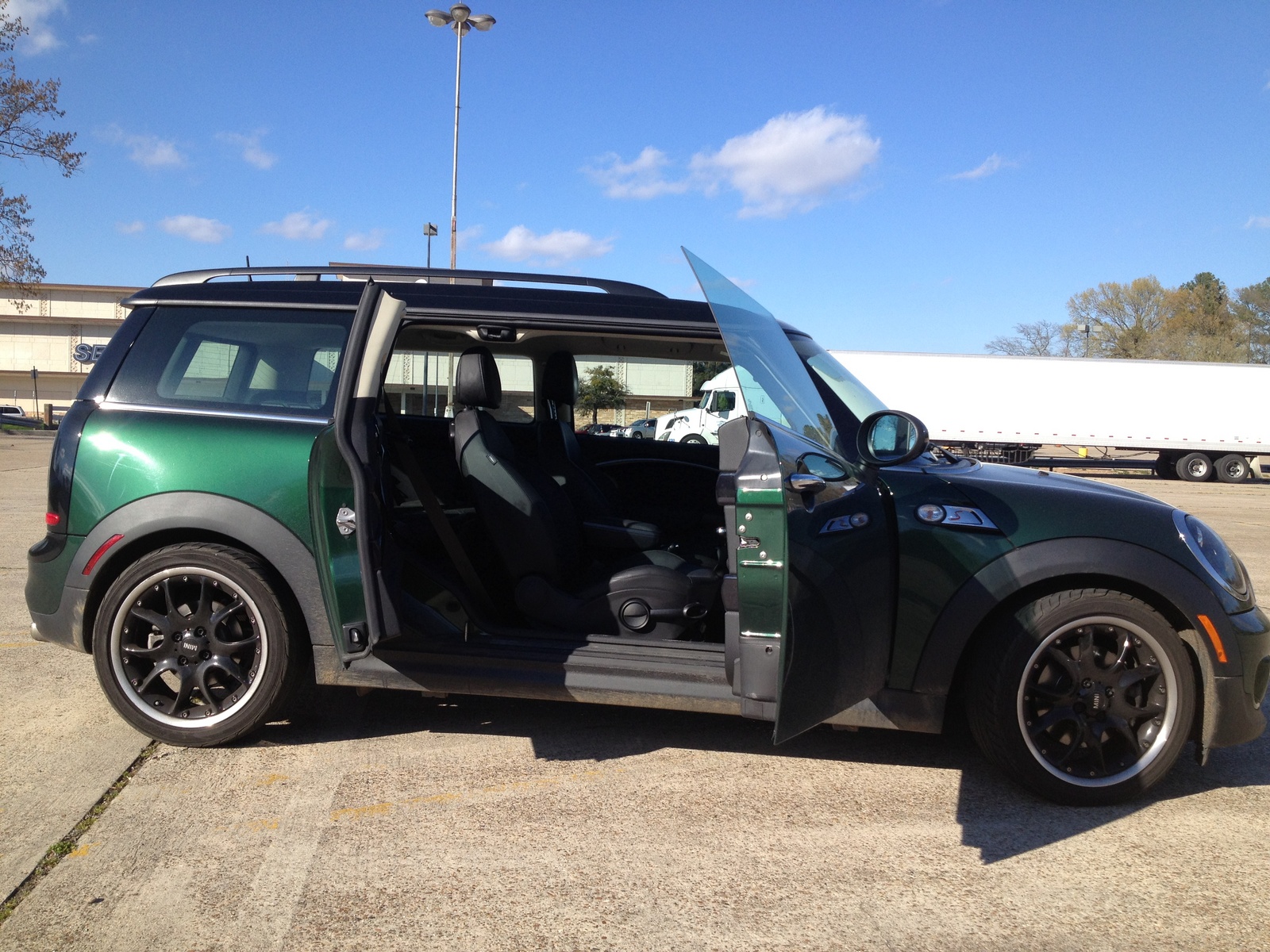 2011 MINI Cooper Clubman