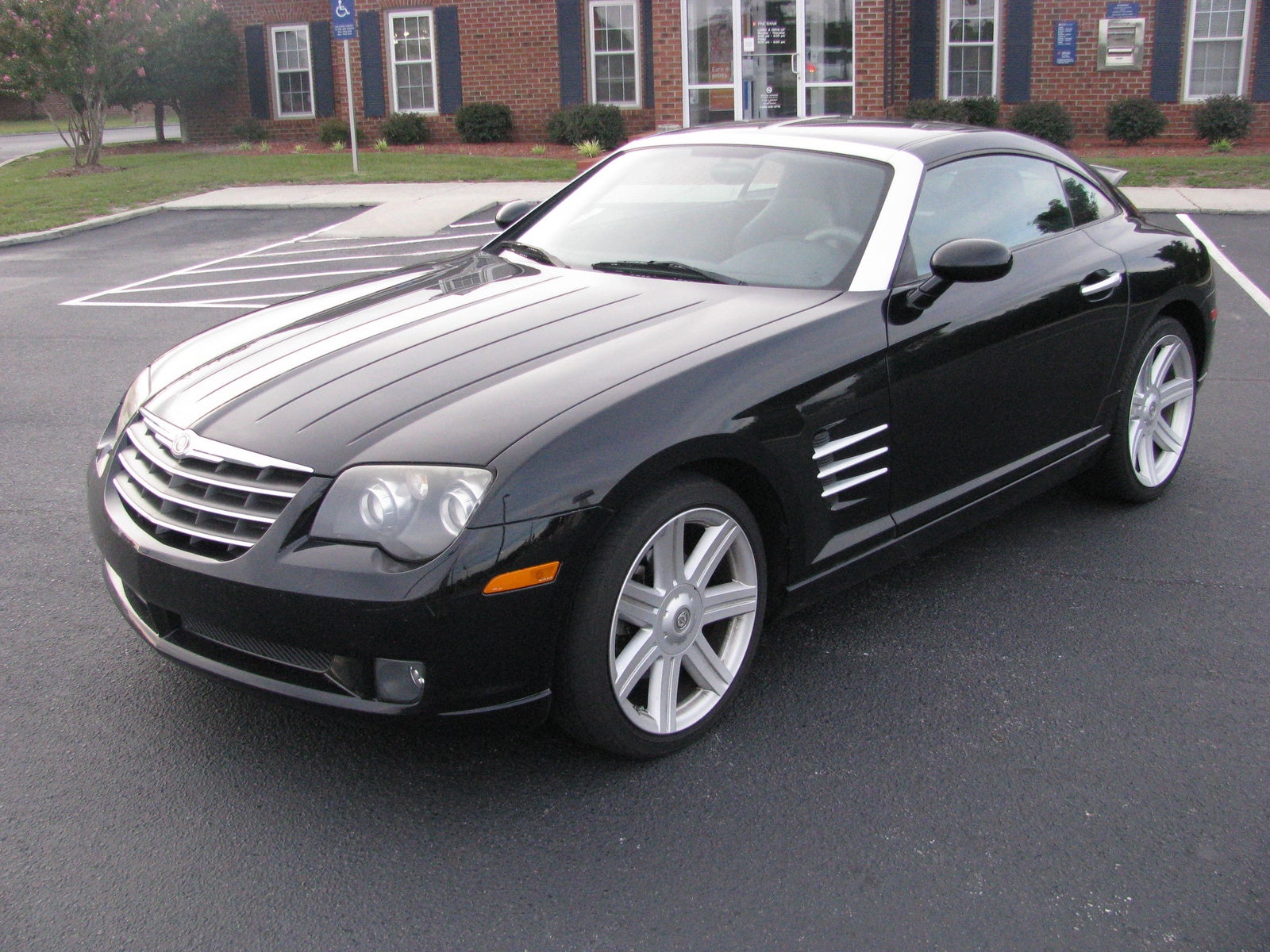 2005 Chrysler crossfire limited coupe #2