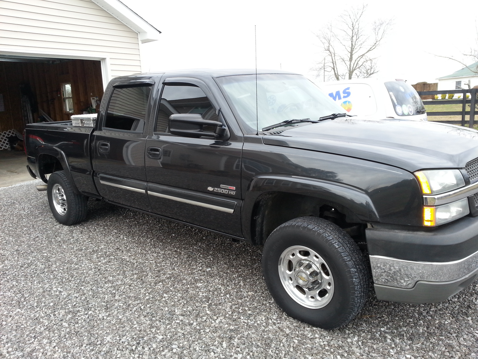 2004 Chevrolet Silverado 2500hd Pictures Cargurus
